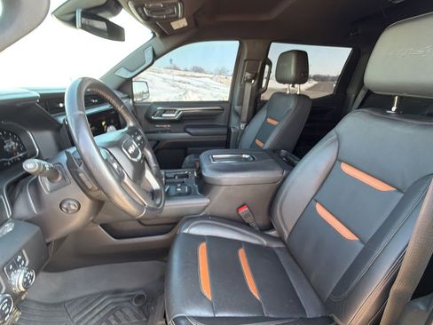 Used 2022 GMC Sierra 1500 AT4 w/ AT4 Preferred Package image 18