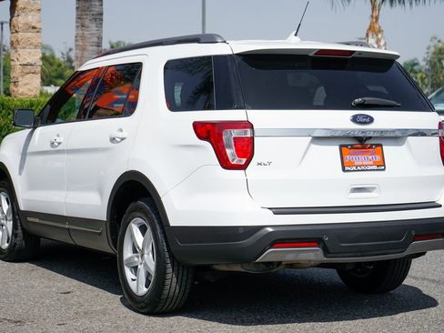 Used 2019 Ford Explorer XLT w/ Equipment Group 201A image 5