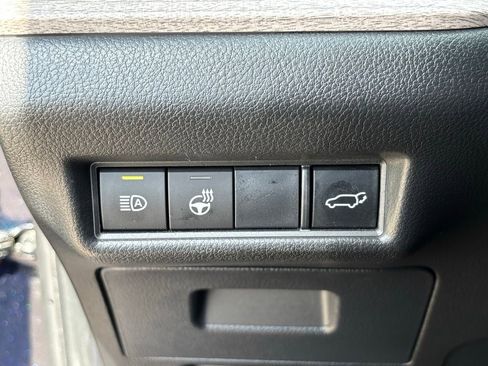 Used 2025 Toyota Grand Highlander FWD image 29