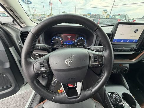 Used 2023 Ford Bronco Sport Outer Banks AWD/4WD image 15