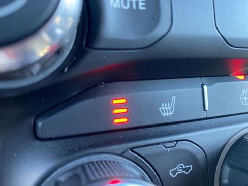 Used 2022 RAM 1500 Big Horn image 31