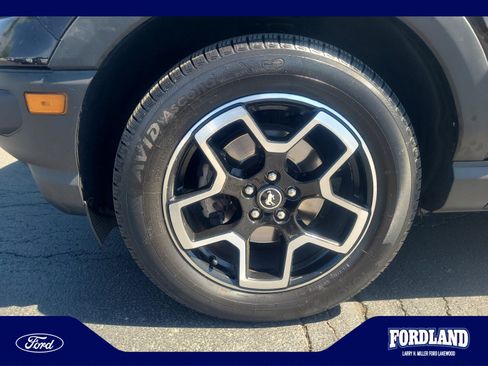 Used 2021 Ford Bronco Sport Big Bend w/ Big Bend Package AWD/4WD image 26