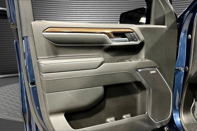 Used 2022 Chevrolet Silverado 1500 RST w/ Convenience Package II AWD/4WD image 20