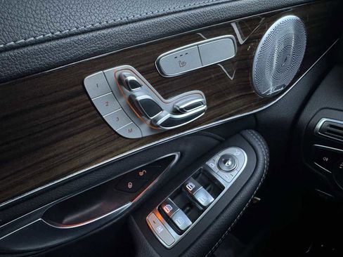 Used 2019 Mercedes-Benz C 63 AMG Sedan image 25