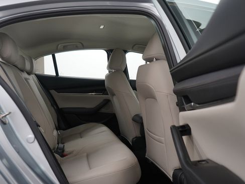 Used 2019 MAZDA MAZDA3 Sedan w/ Select Package image 11