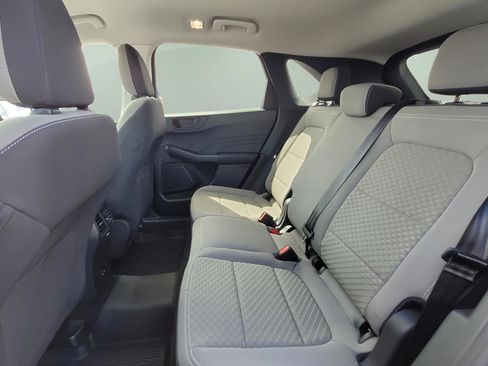 Certified 2022 Ford Escape SE w/ Cold Weather Package image 16