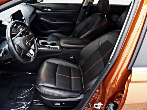 Used 2022 Nissan Altima 2.5 SR image 8