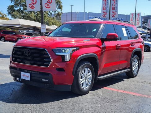 Used 2023 Toyota Sequoia SR5 w/ SR5 Premium Package RWD image 7