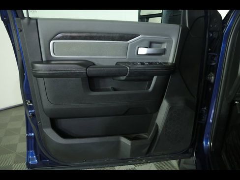 Used 2023 RAM 2500 Big Horn w/ Level B Equipment Group image 26