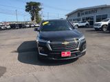 Used 2022 Chevrolet Traverse LT image 3