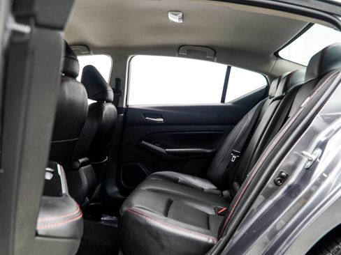 Used 2024 Nissan Altima 2.5 SR FWD image 33