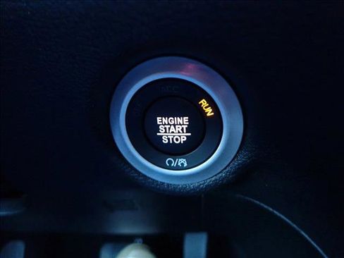 New 2026 Chrysler Pacifica Pinnacle image 26