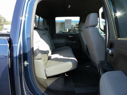 Certified 2020 Chevrolet Silverado 2500 LTZ w/ LTZ Plus Package image 17