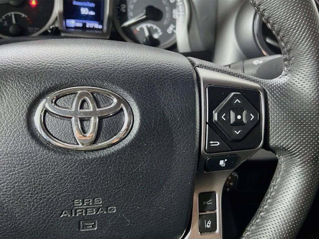 Used 2023 Toyota Tacoma SR5 RWD image 17