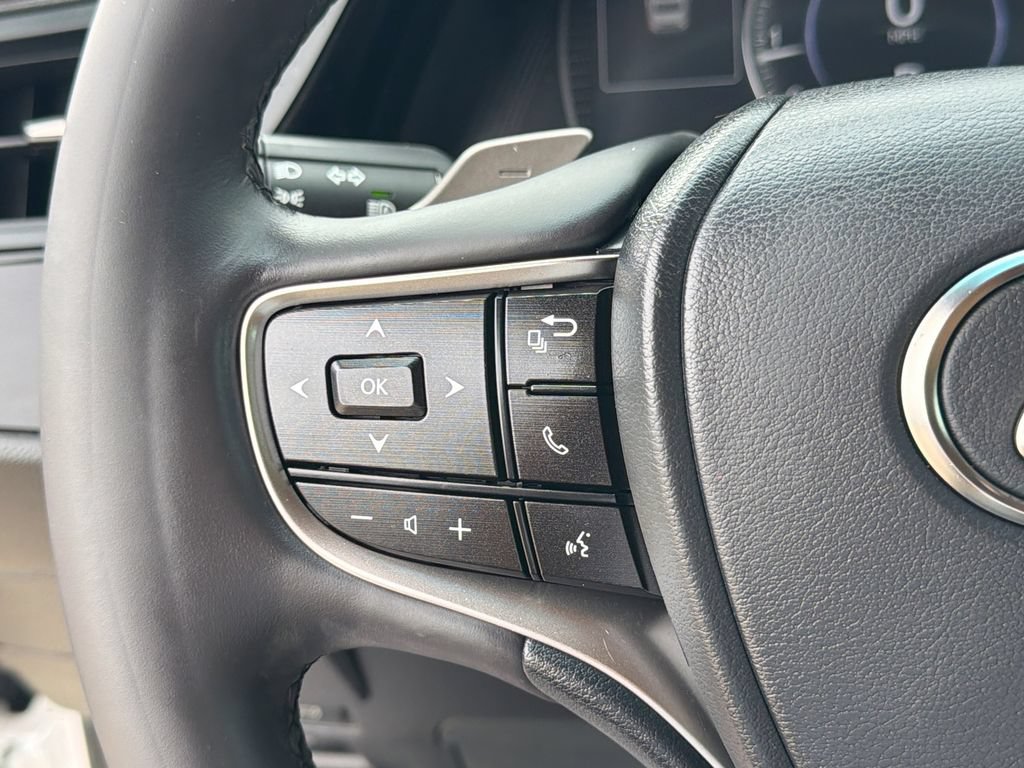 Certified 2024 Lexus ES 350 w/ Premium Package FWD image 26