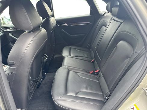 Used 2018 Audi Q3 2.0T Premium Plus w/ Premium Plus Package AWD/4WD image 13