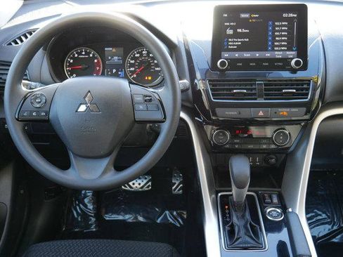 Used 2022 Mitsubishi Eclipse Cross LE AWD/4WD image 15