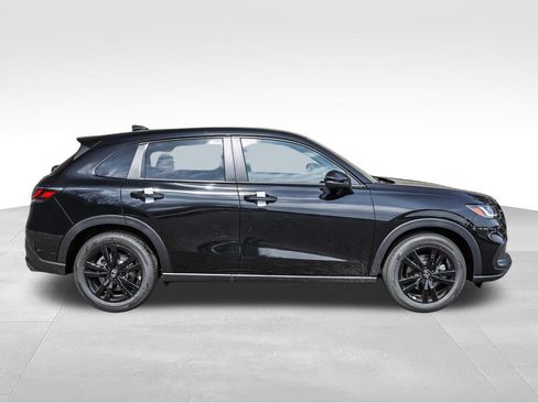 New 2027 Honda HR-V Sport image 3
