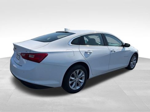 Used 2025 Chevrolet Malibu LT FWD image 6