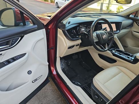 Used 2021 Buick Envision Essence w/ Technology Package I FWD image 10