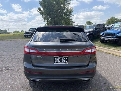 Used 2017 Lincoln MKX Reserve w/ Canadian Touring Package AWD/4WD image 4