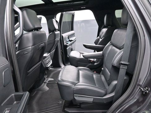 Used 2025 Ford Expedition Platinum w/ Stealth Performance Package image 37