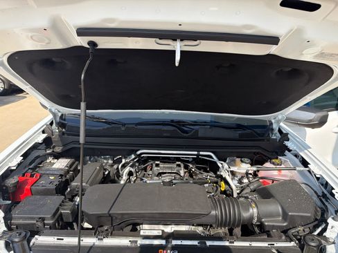 New 2026 Chevrolet Colorado LT w/ LT Convenience Package RWD image 13