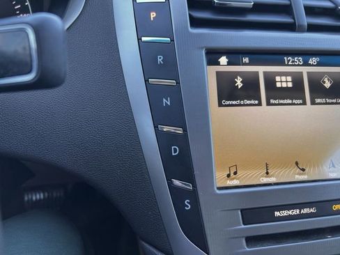 Used 2017 Lincoln MKZ Reserve w/ Climate Package image 20