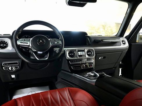 Used 2023 Mercedes-Benz G 550 image 4
