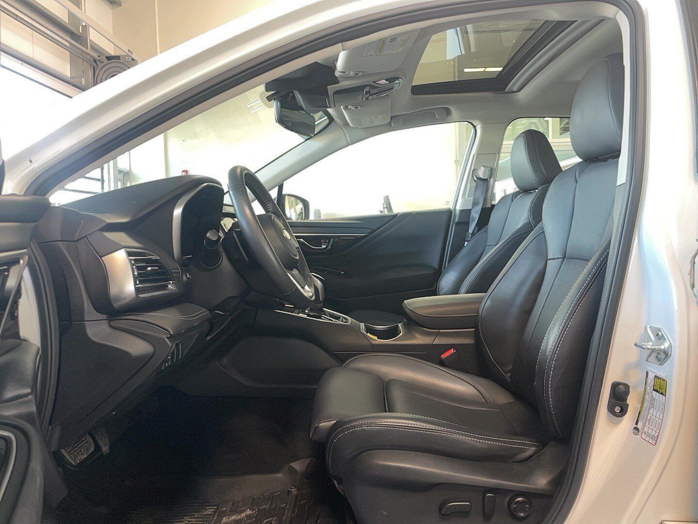 Used 2023 Subaru Legacy Limited AWD/4WD image 5