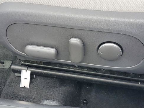 Used 2025 Hyundai Kona SEL AWD/4WD image 6