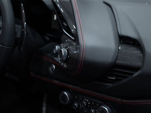 Used 2018 Ferrari 488 Spider image 62