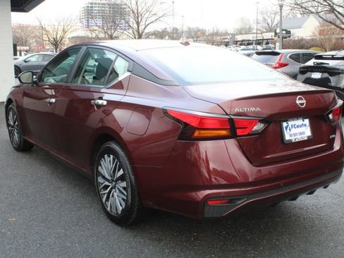 Used 2025 Nissan Altima 2.5 SV image 9