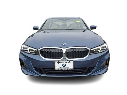 Certified 2025 BMW 330i xDrive Sedan w/ Premium Package AWD/4WD image 2