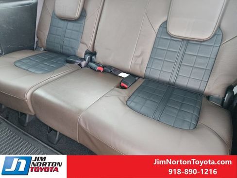 Used 2019 Nissan Armada Platinum w/ Captain's Chairs Package AWD/4WD image 31