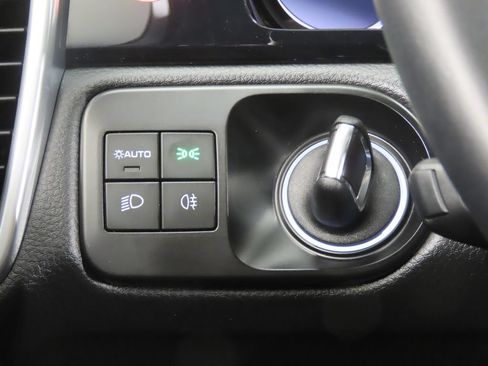 Certified 2023 Porsche Cayenne Platinum Edition AWD/4WD image 24