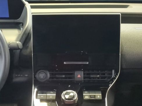 Used 2024 Toyota bZ4X XLE image 18