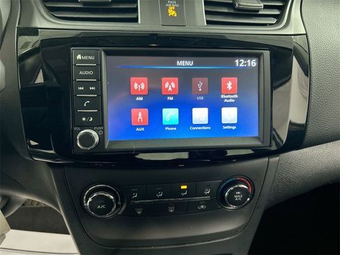 Used 2019 Nissan Sentra S image 14