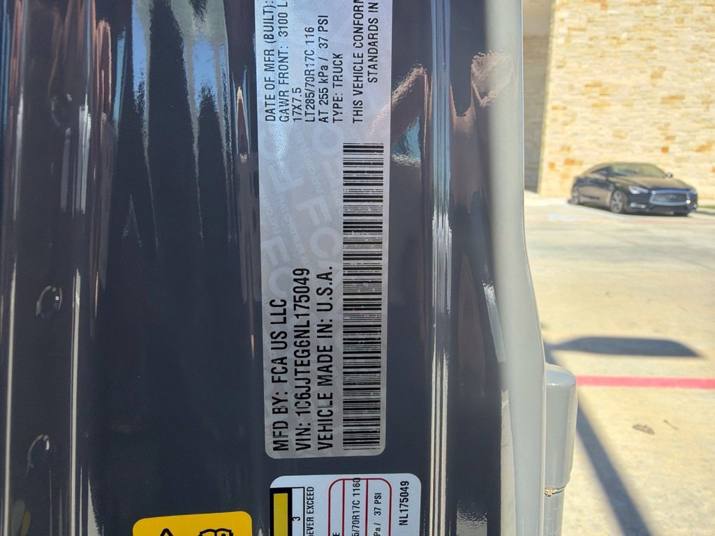 Used 2022 Jeep Gladiator Mojave w/ LED Lighting Group AWD/4WD image 12