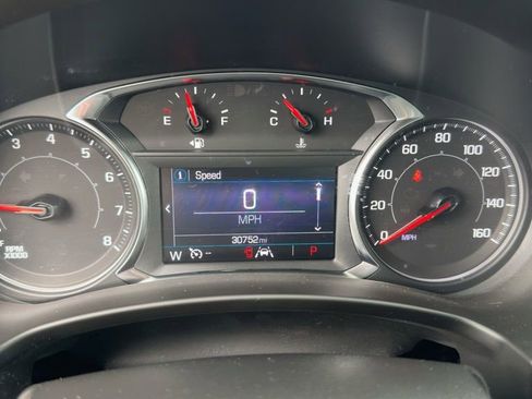 Used 2022 GMC Terrain SLE w/ Driver Convenience Package image 12