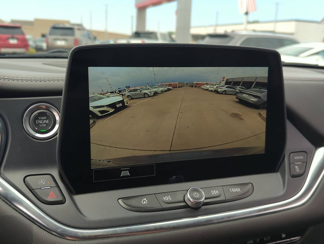 Used 2025 Chevrolet Blazer LT FWD image 18
