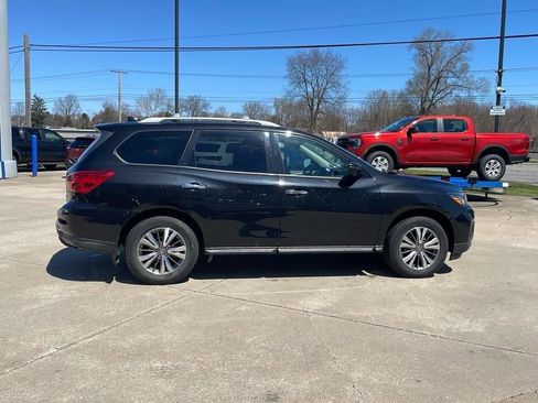 Used 2020 Nissan Pathfinder SL image 7
