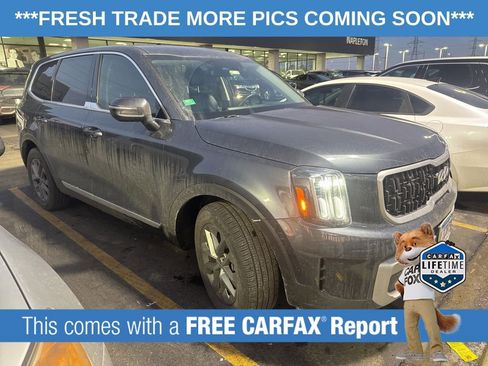 Certified 2023 Kia Telluride LX image 2