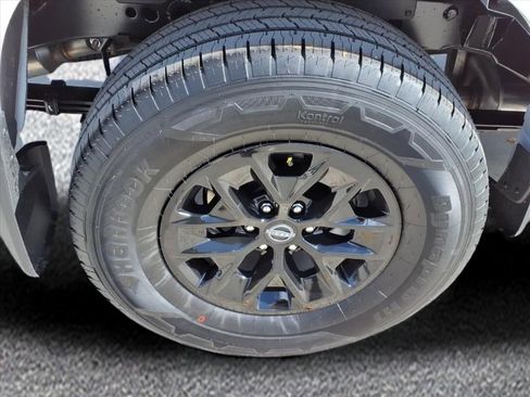 New 2026 Nissan Frontier S image 9