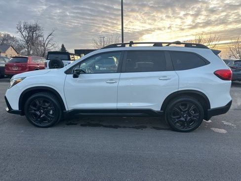 Used 2023 Subaru Ascent Onyx Edition image 6