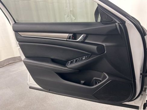 Used 2020 Honda Accord Sport image 23