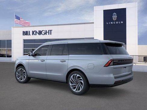 New 2025 Lincoln Navigator L Reserve image 4