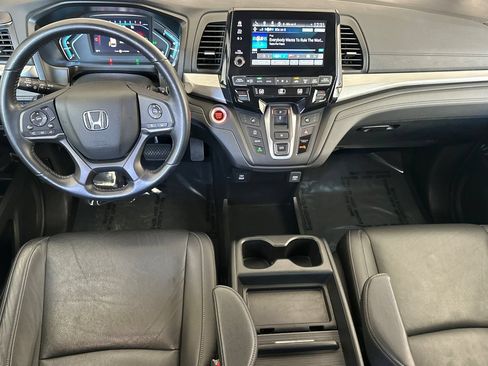 Used 2024 Honda Odyssey EX-L image 13