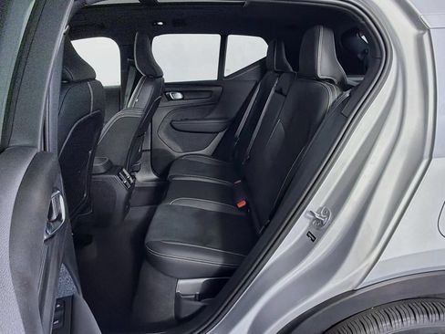 Used 2023 Volvo XC40 Recharge Plus AWD/4WD image 37