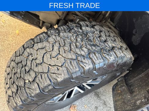 Used 2020 Ford F150 Raptor w/ Equipment Group 802A Luxury image 32